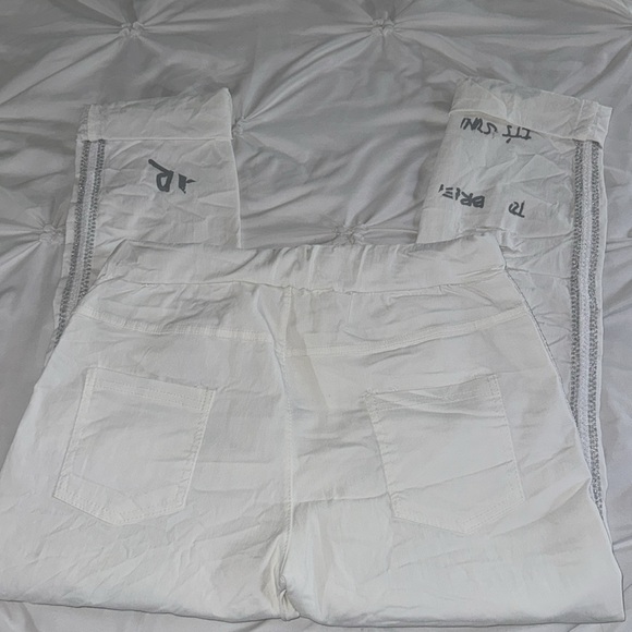 ITALIAN PANTS WITH LACE AND SILVER SPARKLES. NWT ONE SIZE! FITS FROM SIZE 2-12 - Picture 6 of 8